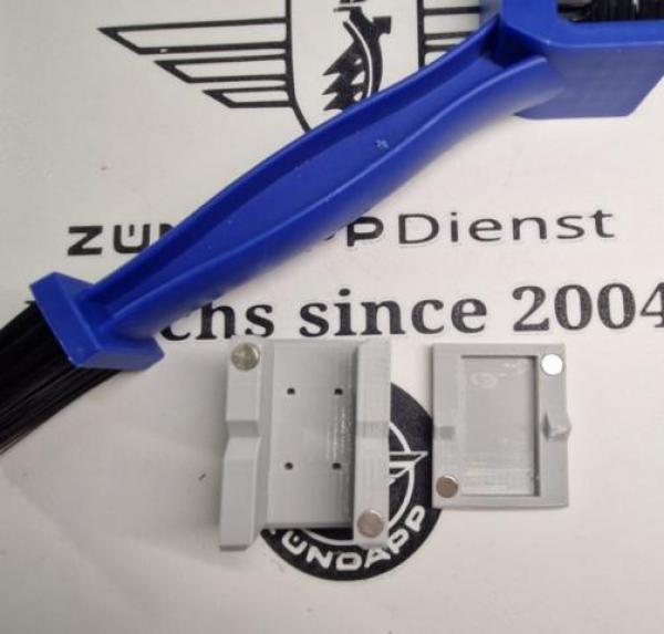 Zündappdienst Leuchs Kettenöler – Sauber. Präzise. Genial. Inklusiv Reinigungsbürste